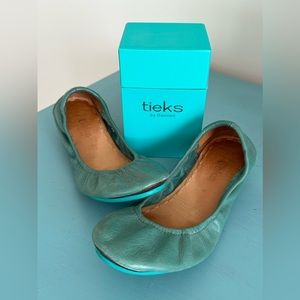 Tieks size 8